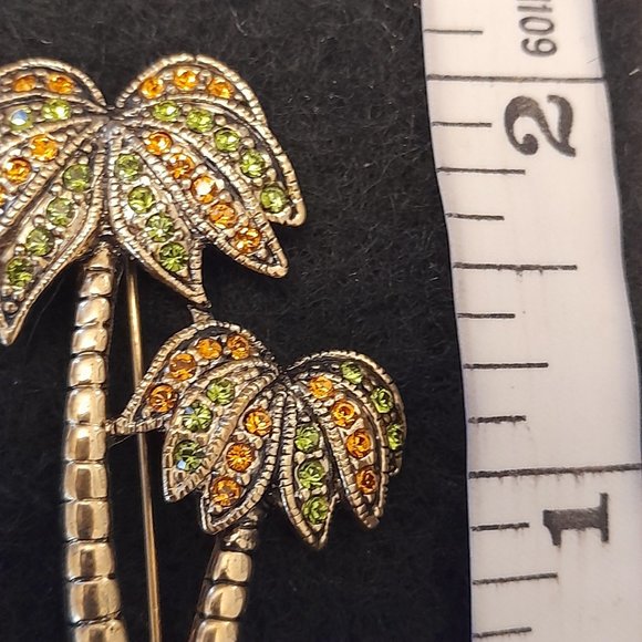 Twin 2 Crystal Palm Tree Pin Brooch Green & Topaz Color Crystals Pre-Owned - Picture 4 of 8